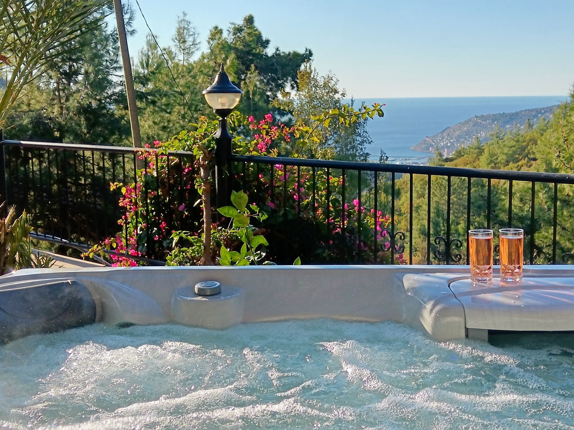 5 Star Villa Harmony – Sea & Mountain Escape
