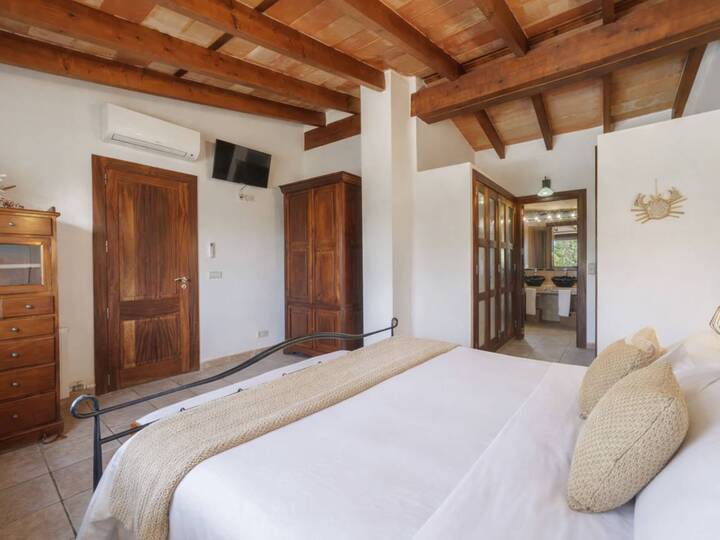 Balearic Islands Villa 1484 – Luxurious Countryside Estate