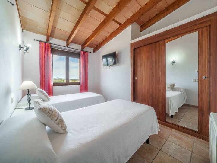 Balearic Islands Villa 1484 – Luxurious Countryside Estate
