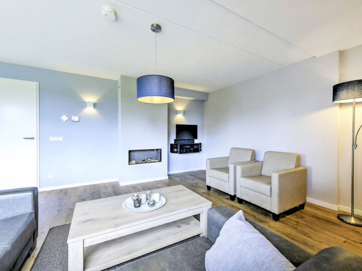 Luxury 3 Bedroom Villa, Zeeland Villa 1006