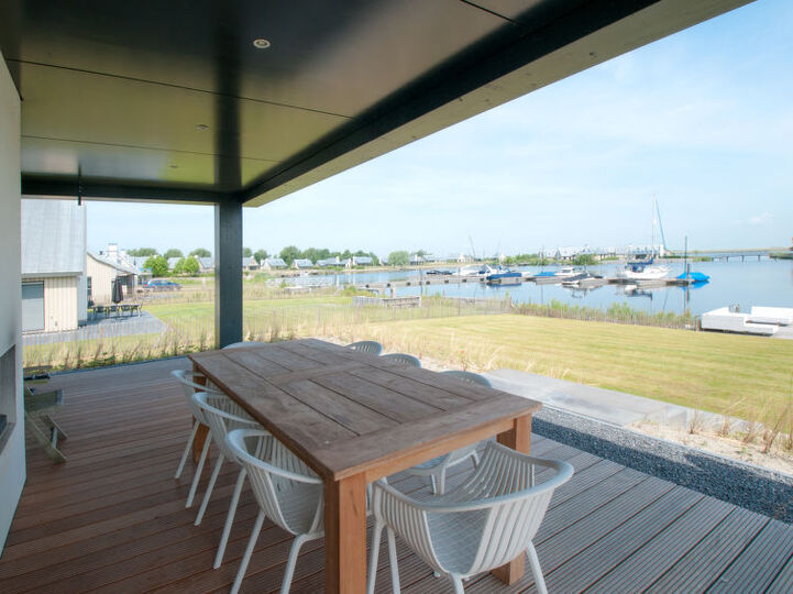 5 Star Villa with First Class Amenities, Zeeland Villa 1007
