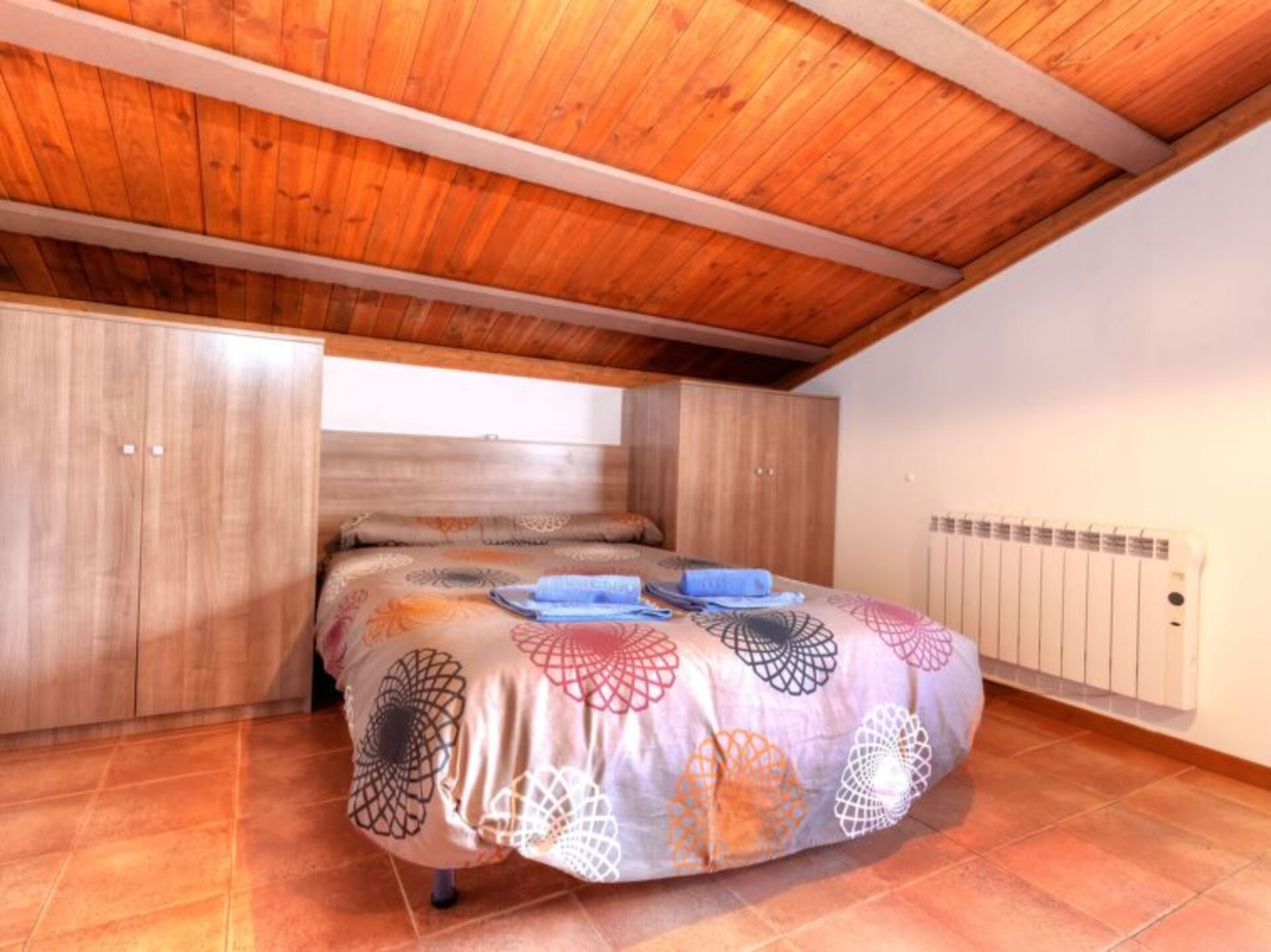 5 Bedroom Villa,1000