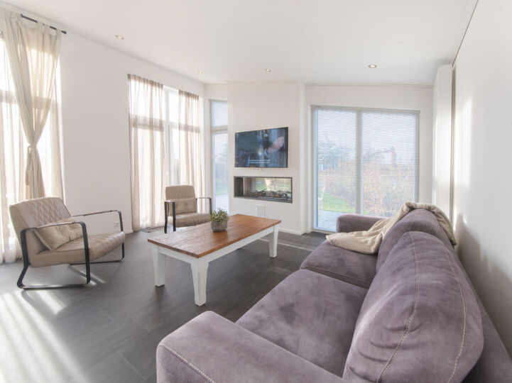 Luxury 2 Bedroom Villa, Zeeland Villa 1009