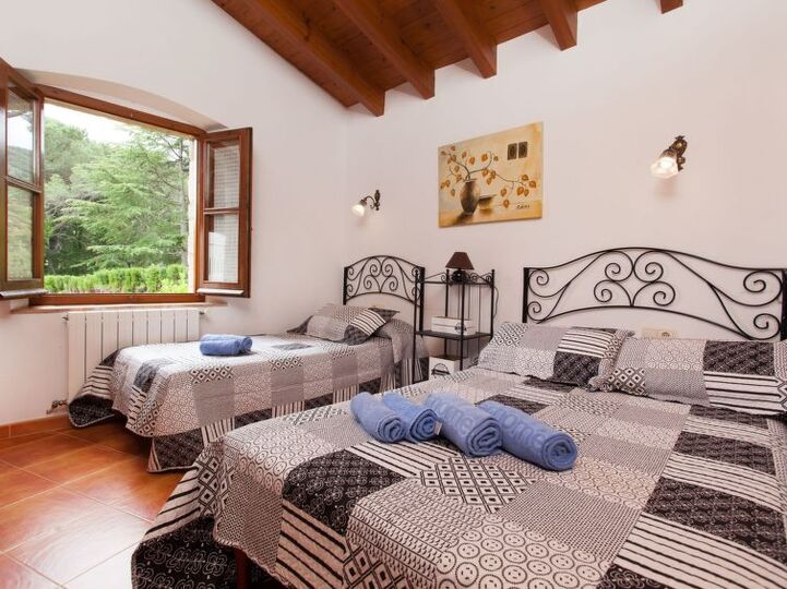 Luxurious 4 Bedroom Villa in Calonge,1001