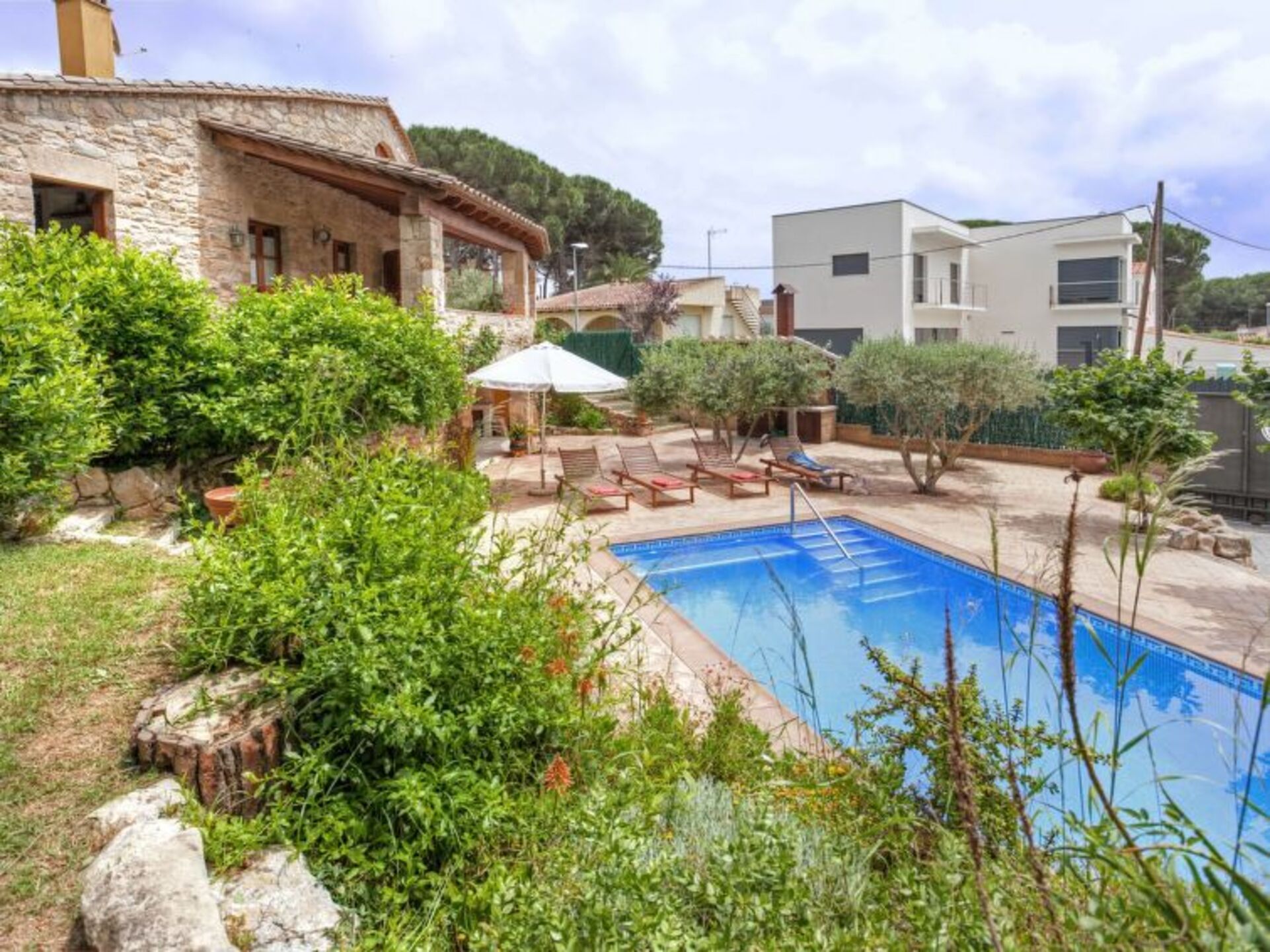 Luxurious 4 Bedroom Villa in Calonge,1001