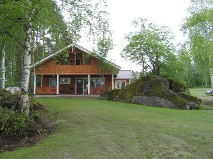 Rent Your Own Luxury Villa with 5 Bedrooms, Southern Savonia Villa 1012, Ylönen, Finland