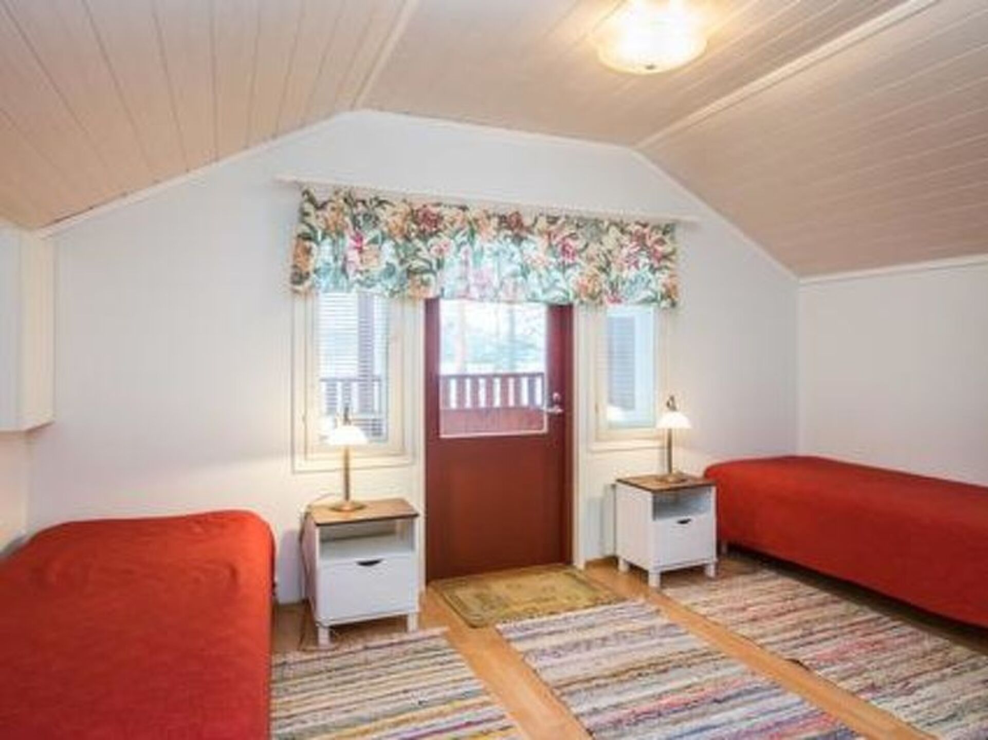Rent Your Own Luxury Villa with 5 Bedrooms, Southern Savonia Villa 1012