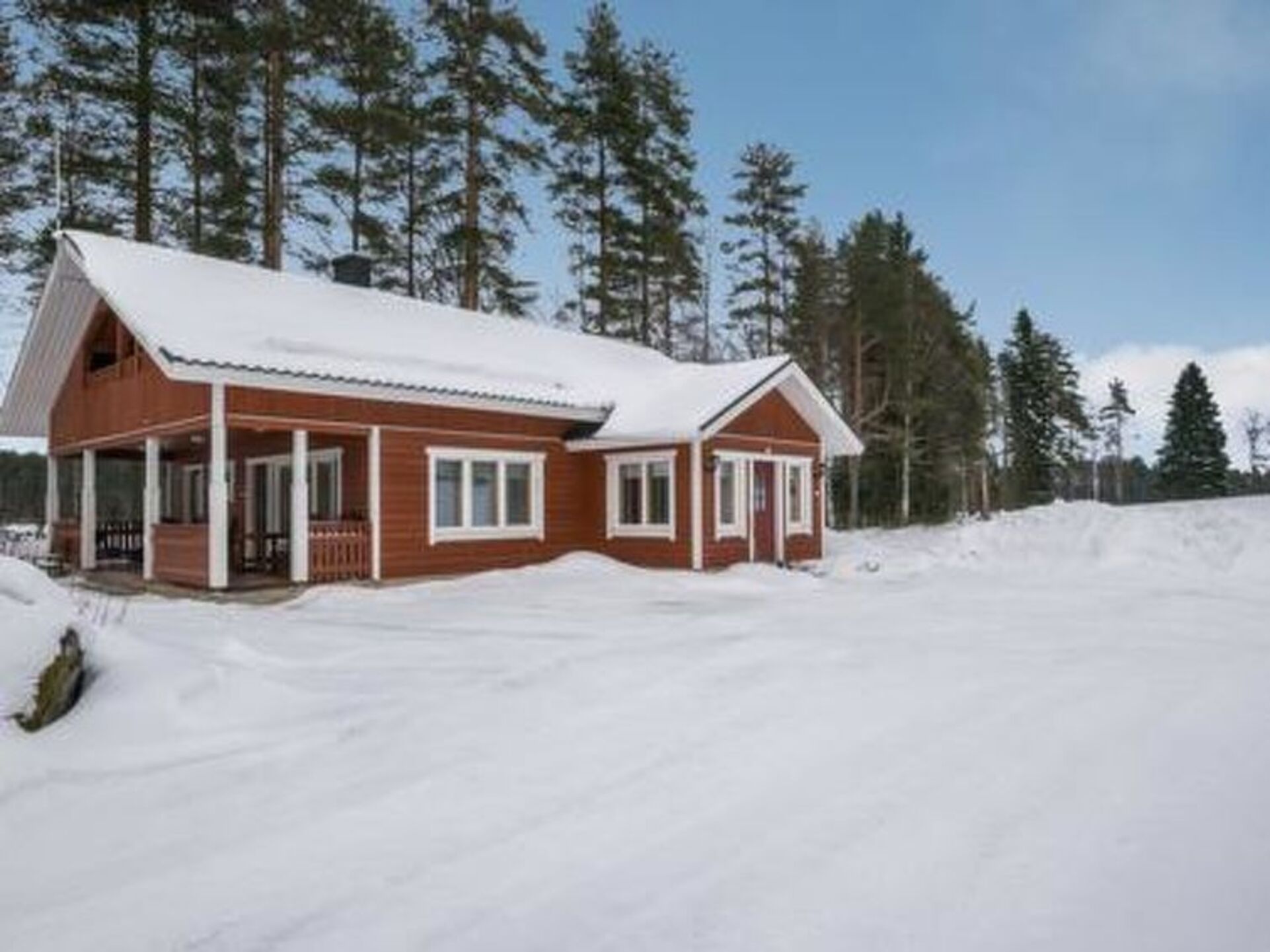 Rent Your Own Luxury Villa with 5 Bedrooms, Southern Savonia Villa 1012