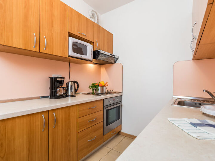Dreamy Hideaway: Cozy 2 Bedroom Villa in Kampor 1033