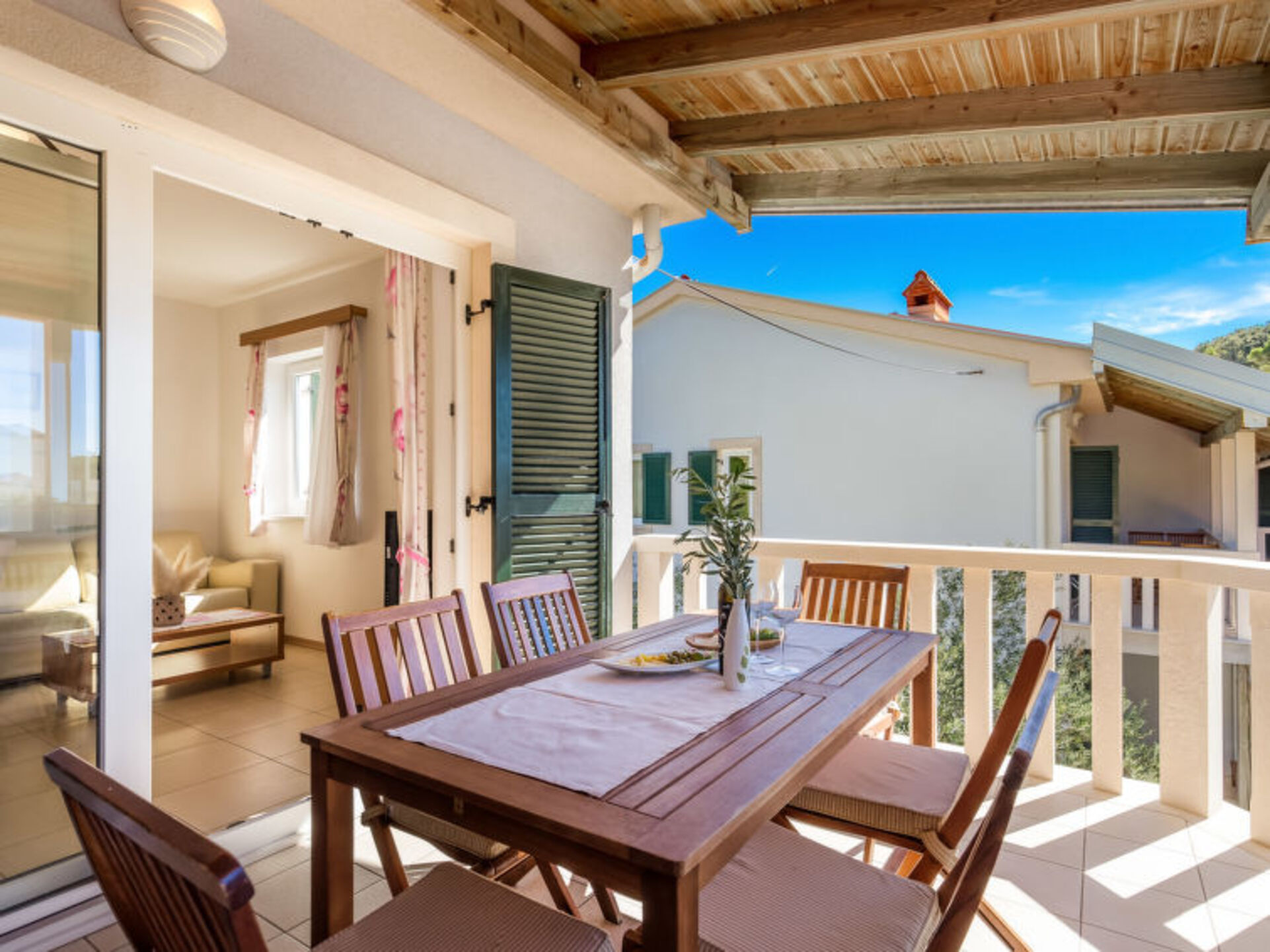 Tranquil 2 Bedroom Retreat in Rab, 1044