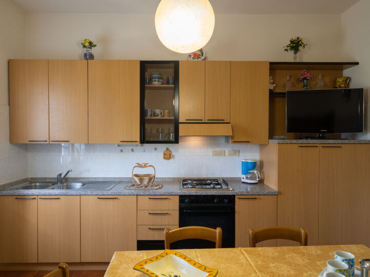5 Star Villa with 5 Bedrooms, Arezzo Villa 1003