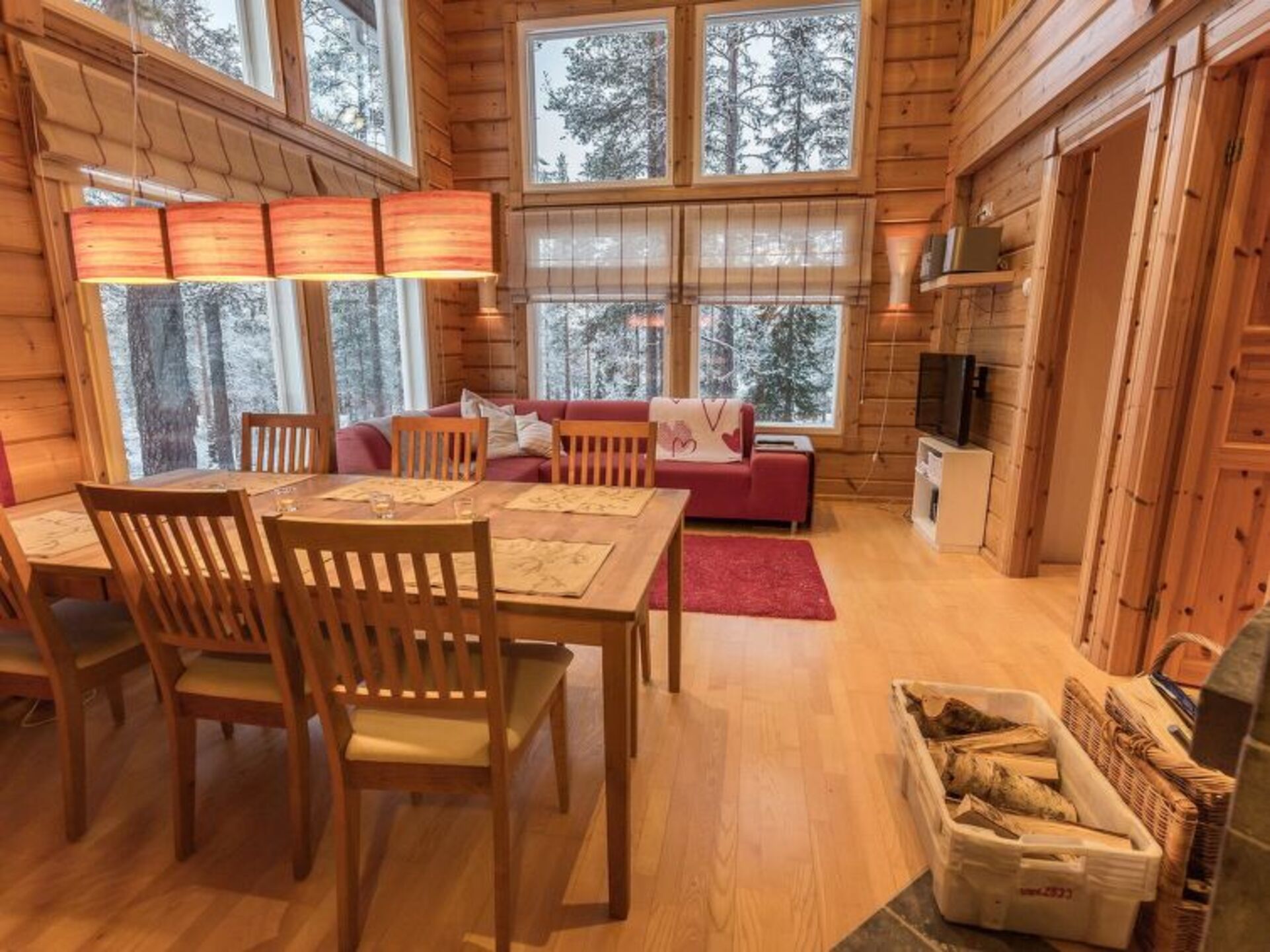 5 Star Villa with Majestic Views, Lapland Villa 1049