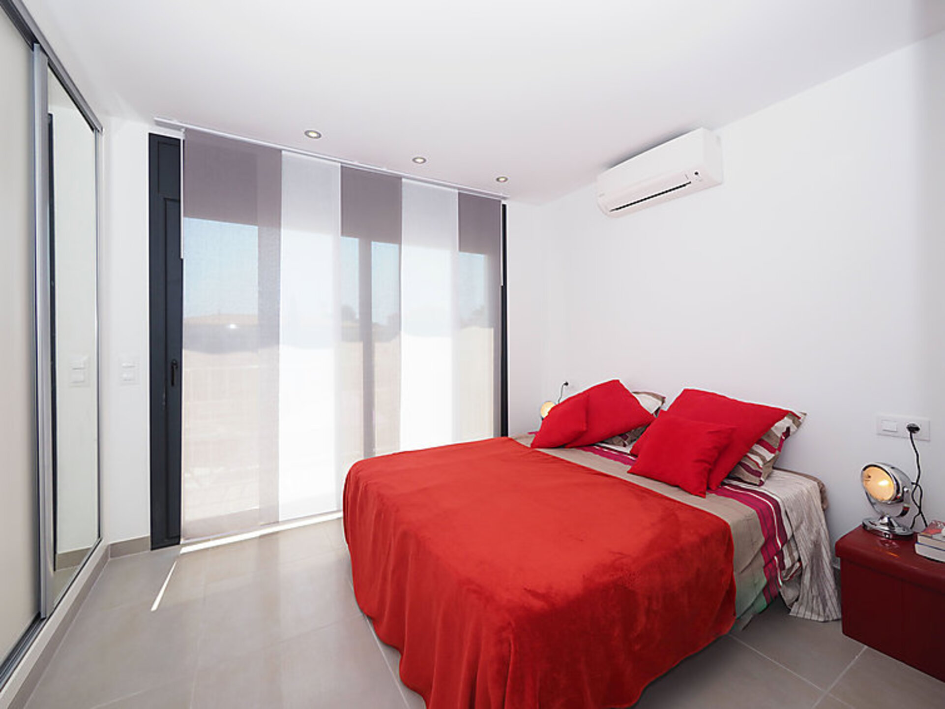 Magnificent Villa with Modern Amenities,1006