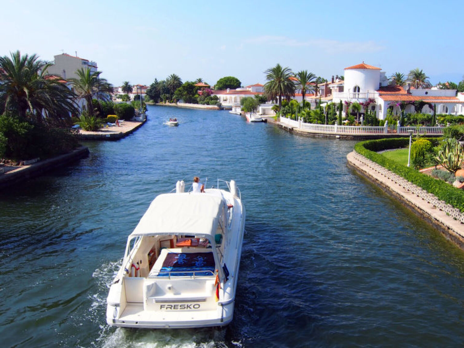 Magnificent Villa with Modern Amenities,1006