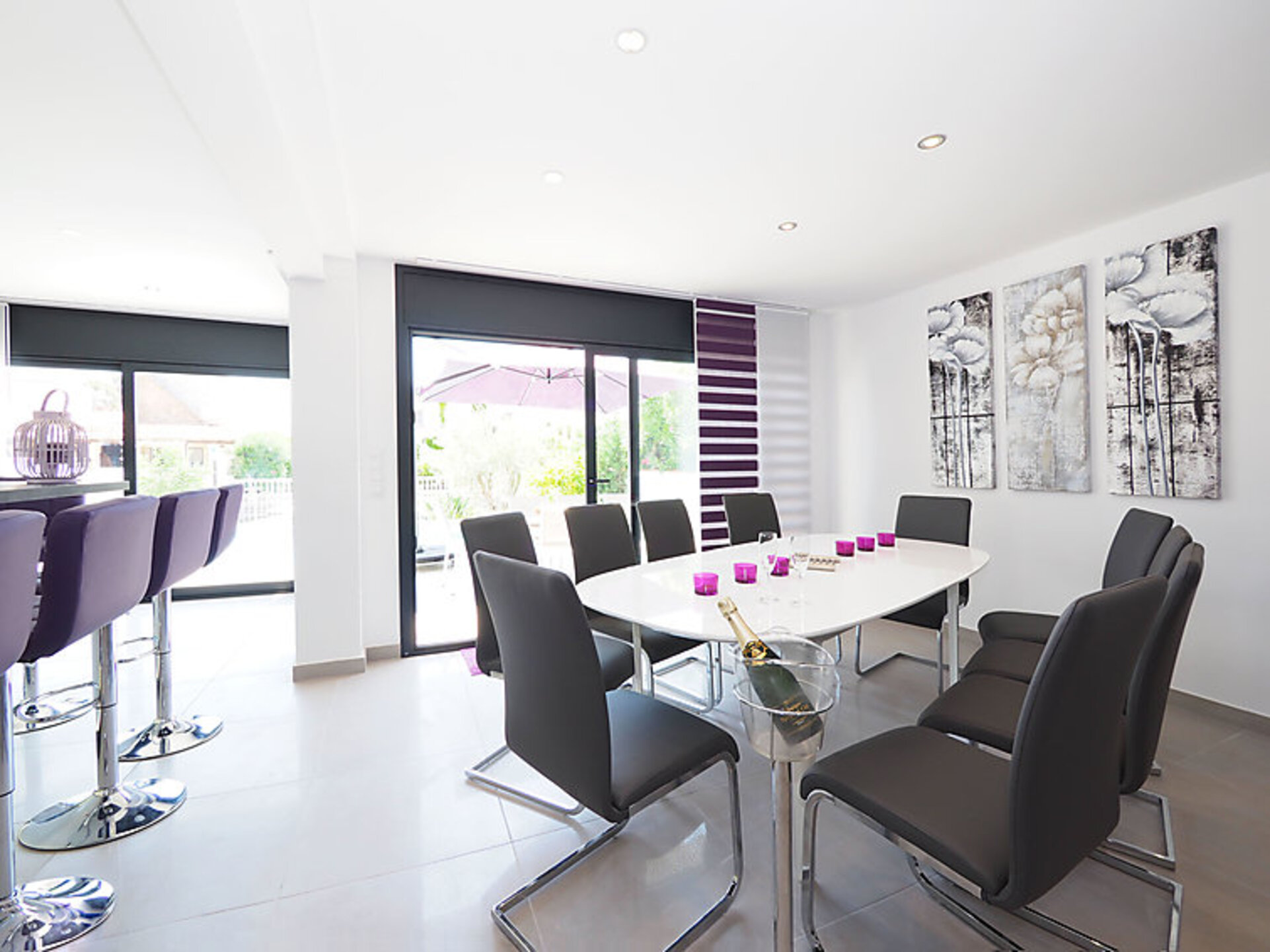 Magnificent Villa with Modern Amenities,1006