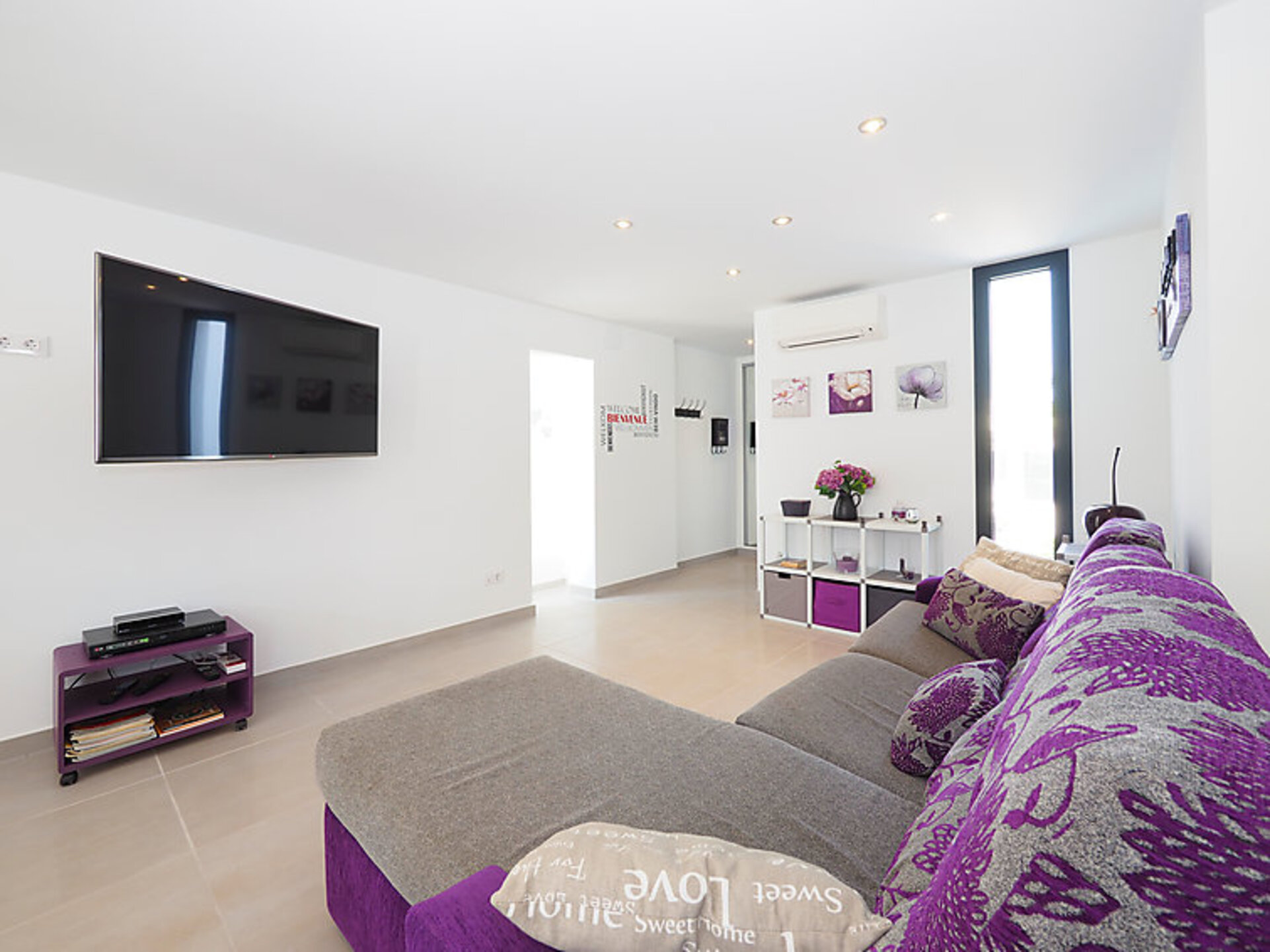 Magnificent Villa with Modern Amenities,1006