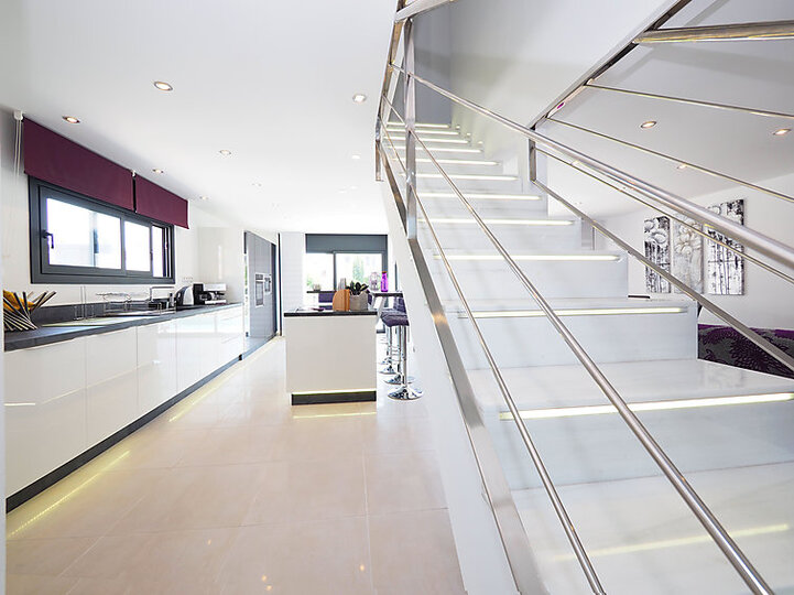 Magnificent Villa with Modern Amenities,1006