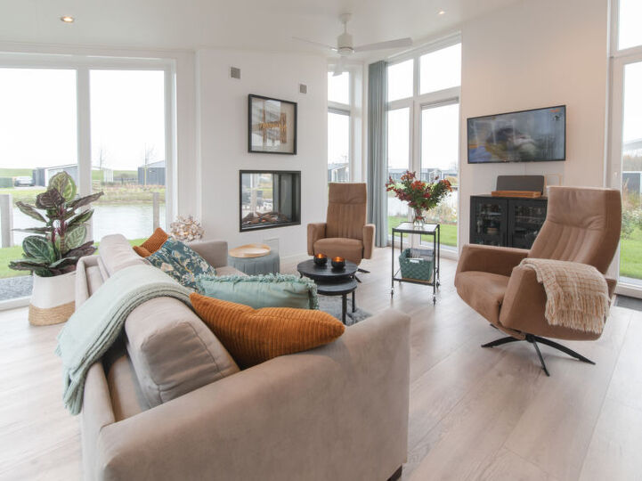 Luxury 2 Bedroom Villa, Zeeland Villa 1023