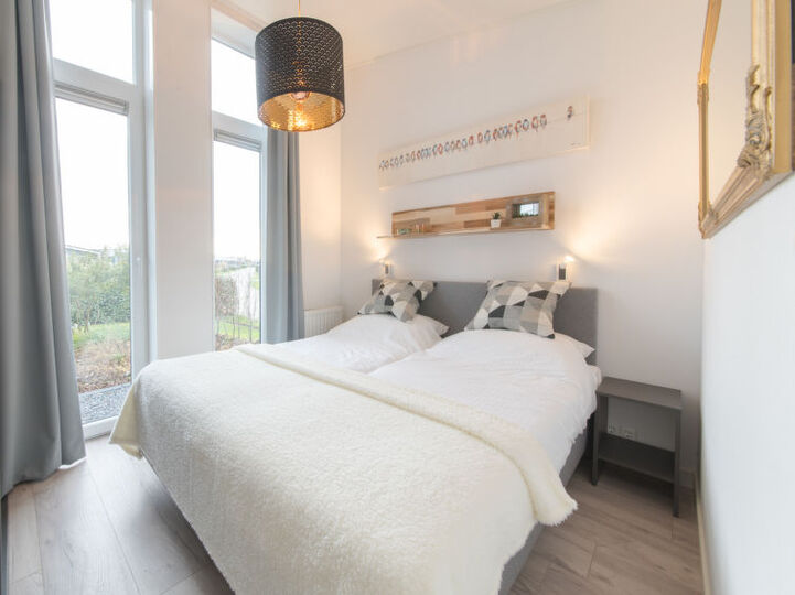 Luxury 2 Bedroom Villa, Zeeland Villa 1023