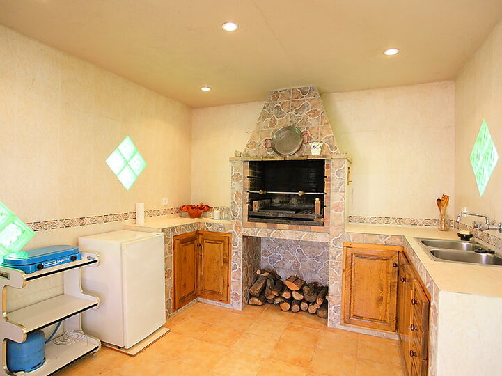 Charming 3 Bedroom Oasis in Vidreres,1001