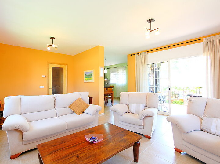 Charming 3 Bedroom Oasis in Vidreres,1001
