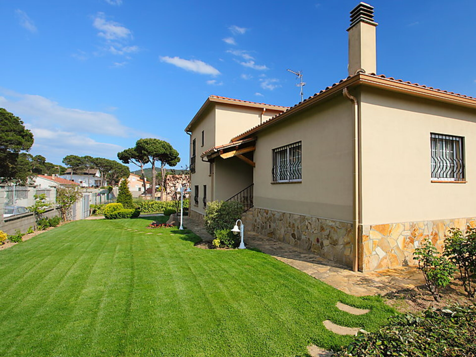 Charming 3 Bedroom Oasis in Vidreres,1001
