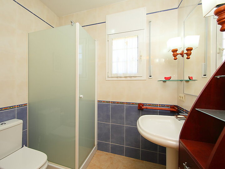 Charming 3 Bedroom Oasis in Vidreres,1001