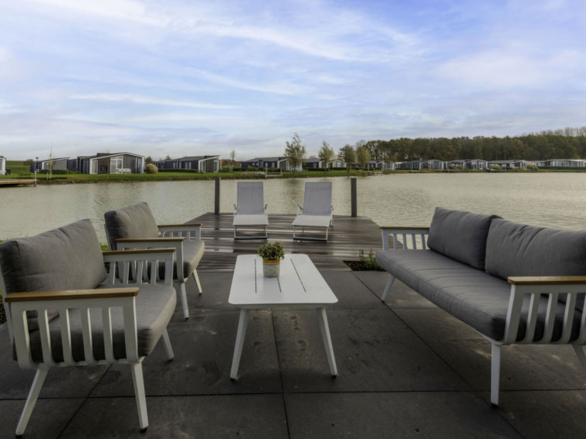 5 Star Villa with 2 Bedrooms, Zeeland Villa 1033