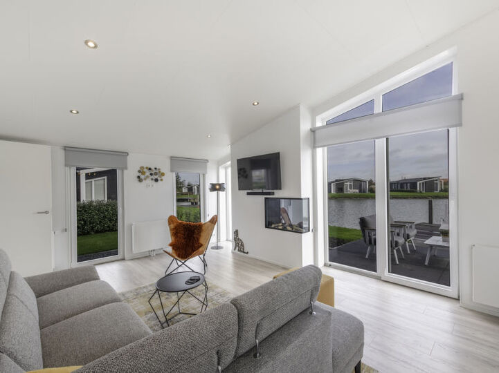 5 Star Villa with 2 Bedrooms, Zeeland Villa 1033