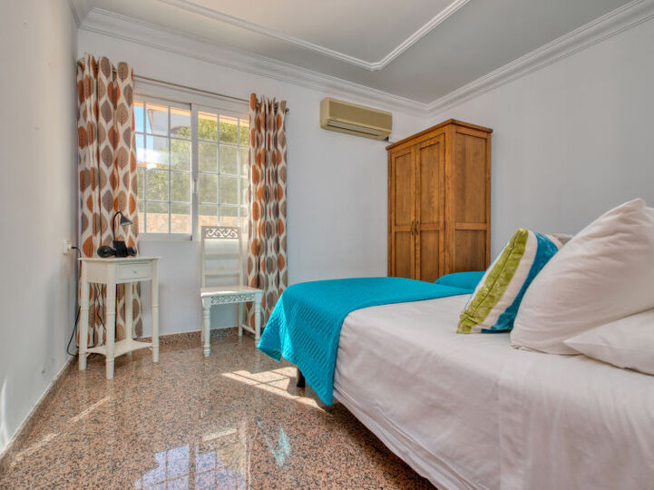 Luxury 7 Bedroom Villa, Costa Blanca Villa 1090