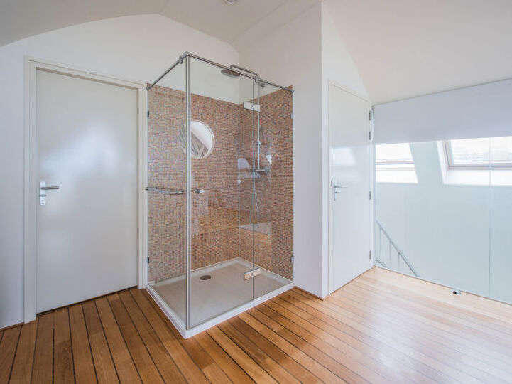 Rent Your Own Luxury Villa with 3 Bedrooms, Noord Holland Villa 1053