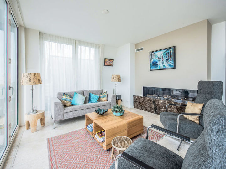 Rent Your Own Luxury Villa with 3 Bedrooms, Noord Holland Villa 1053