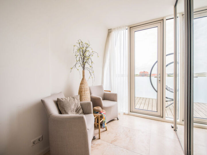 Rent Your Own Luxury Villa with 3 Bedrooms, Noord Holland Villa 1053