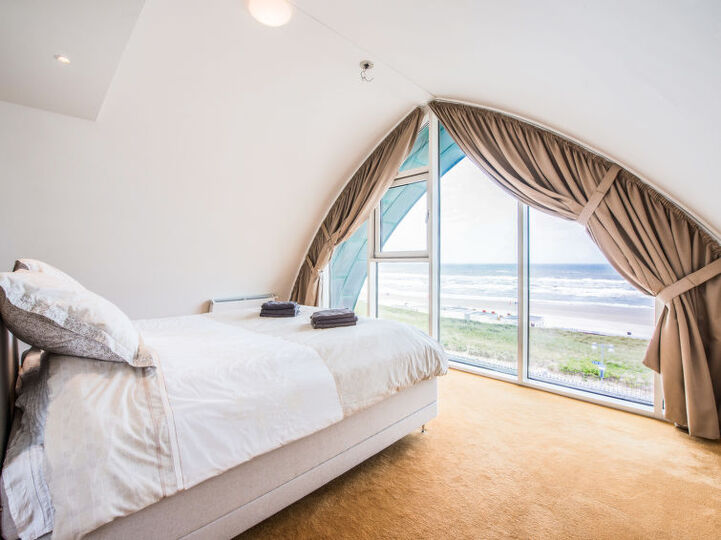 Rent Your Own Luxury Villa with 3 Bedrooms, Noord Holland Villa 1053