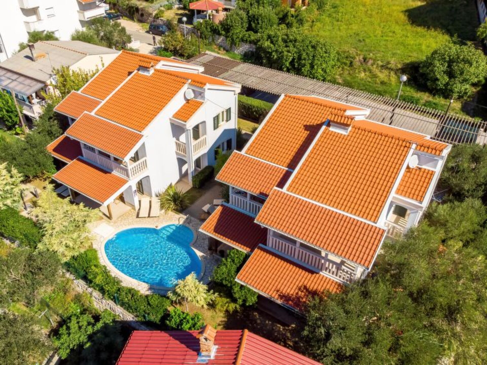 Charming One Bedroom Oasis in Banjol City, 1073