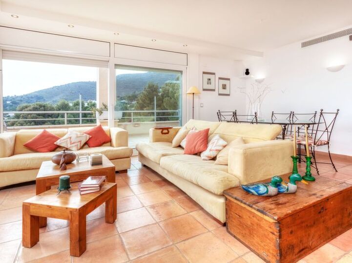 Cozy Beachside Retreat in Llançà,1000
