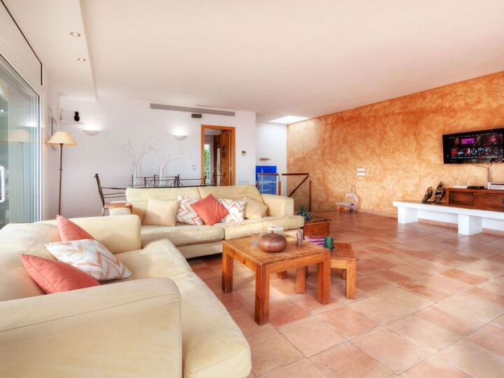 Cozy Beachside Retreat in Llançà,1000
