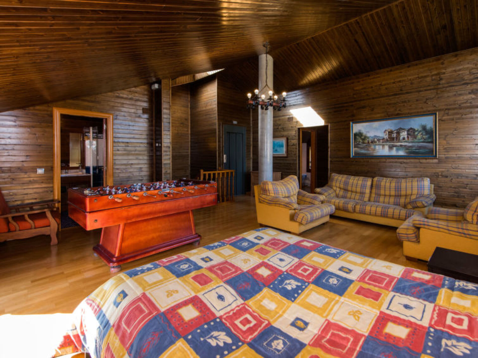 6 BR Villa,1000