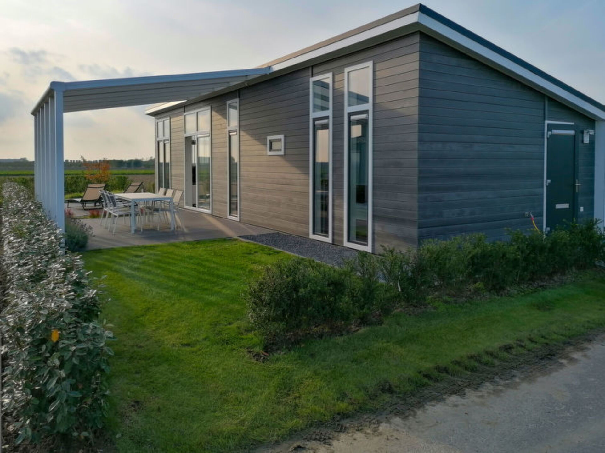 Rent Your Own Luxury Villa with 2 Bedrooms, Zeeland Villa 1044