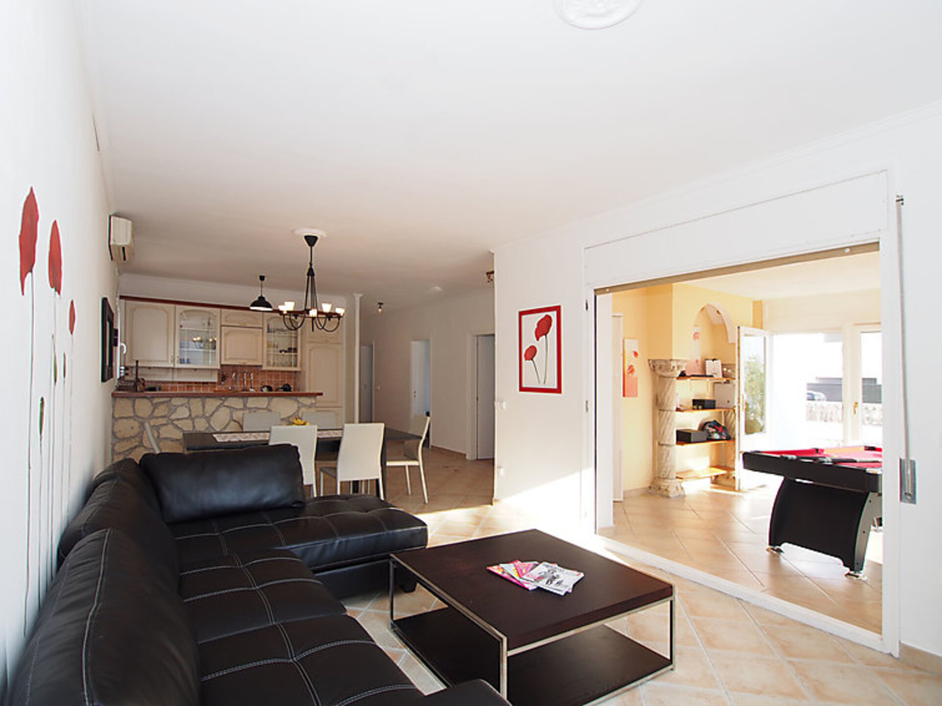 Spacious 3 Bed Home near the Beach,1009