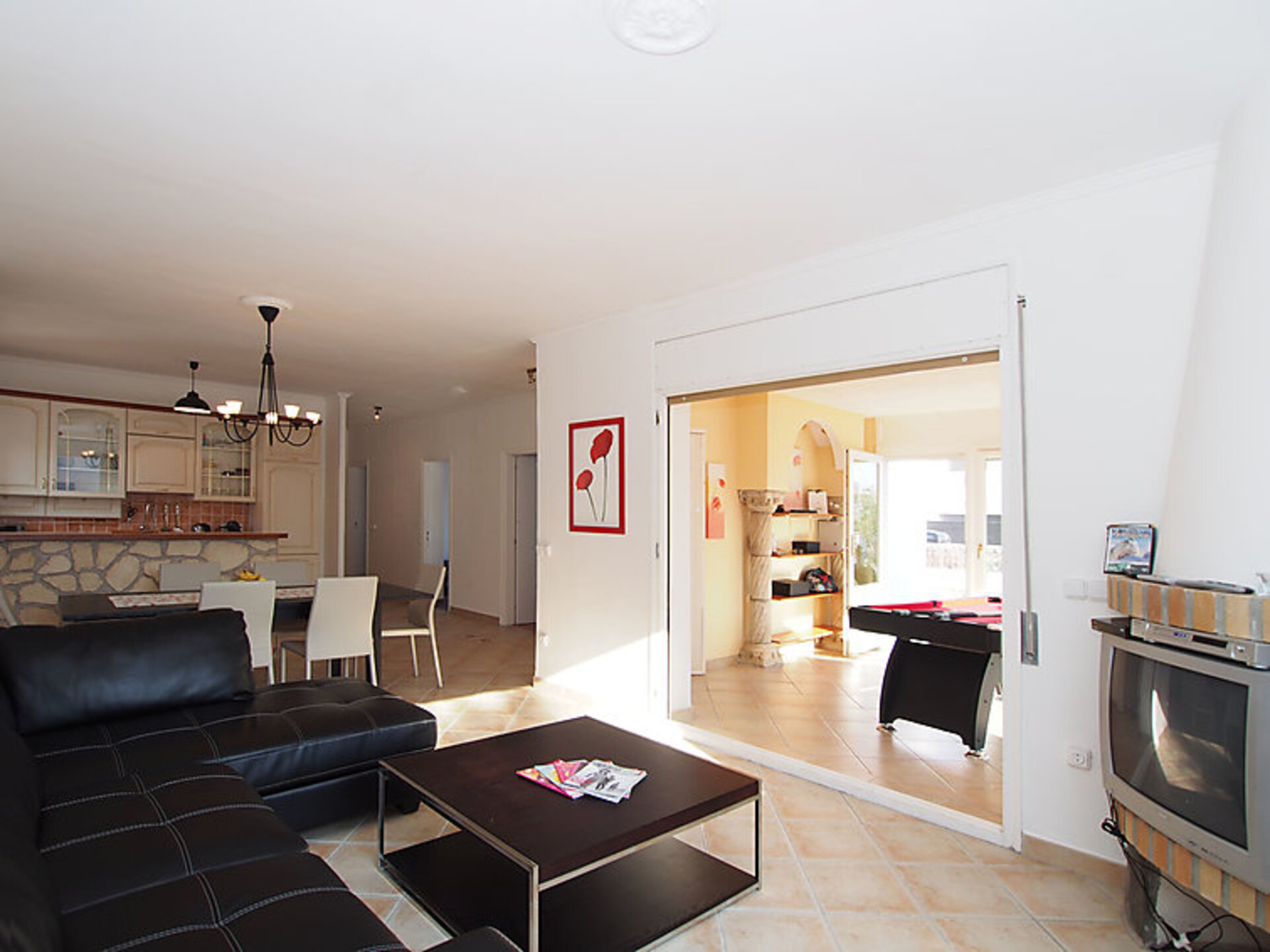 Spacious 3 Bed Home near the Beach,1009