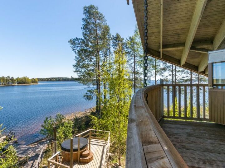 Exclusive Villa with Breathtaking Views, Southern Savonia Villa 1059