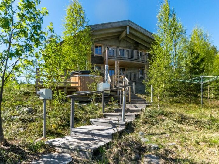Exclusive Villa with Breathtaking Views, Southern Savonia Villa 1059