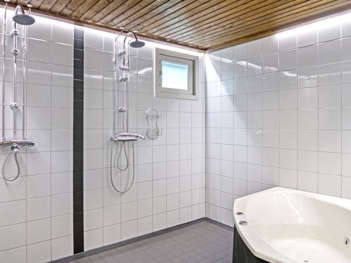 5 Star Villa with Majestic Views, Kainuu Villa 1064