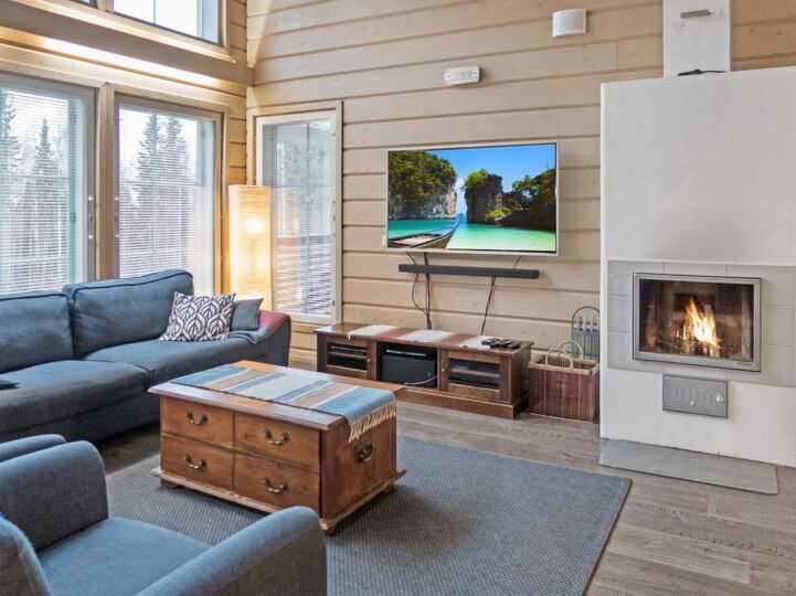 5 Star Villa with Majestic Views, Kainuu Villa 1064