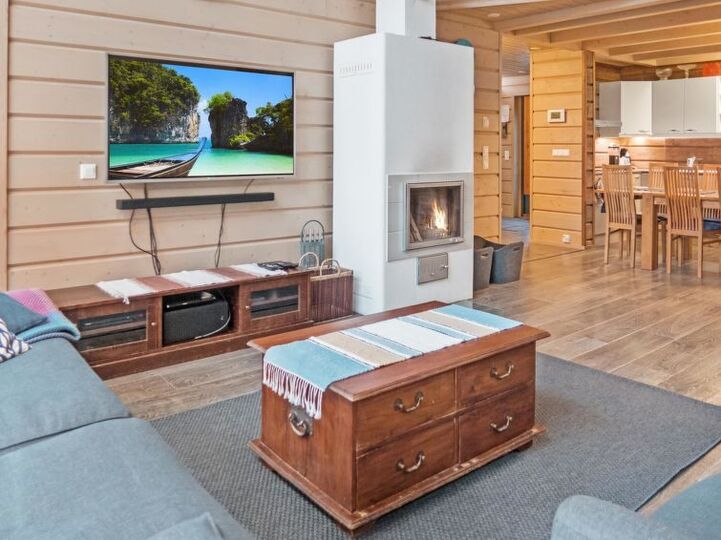 5 Star Villa with Majestic Views, Kainuu Villa 1064