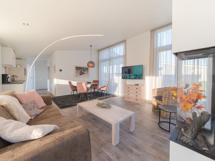 Rent Your Own Luxury Villa with 2 Bedrooms, Zeeland Villa 1055
