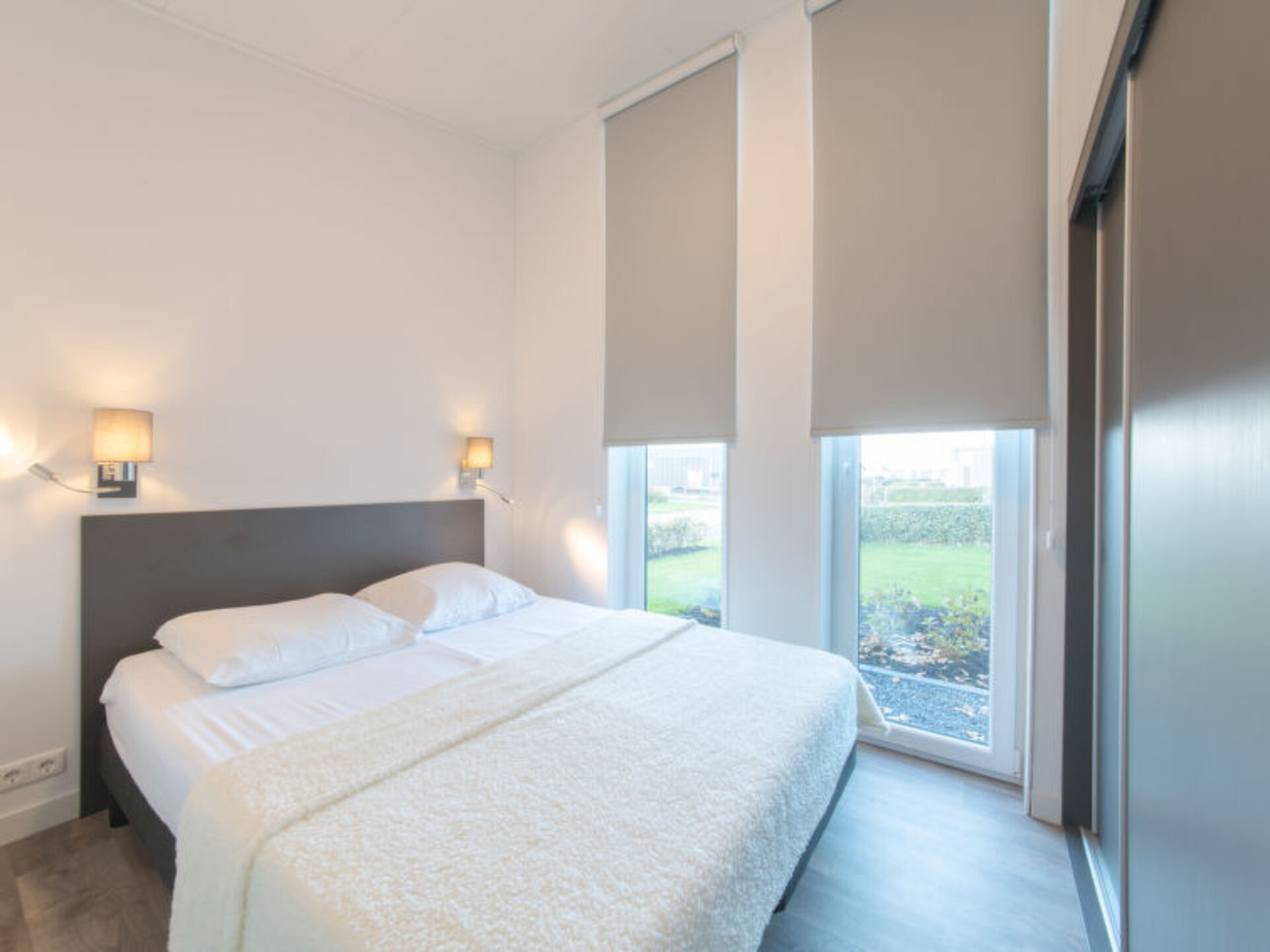 Rent Your Own Luxury Villa with 2 Bedrooms, Zeeland Villa 1055