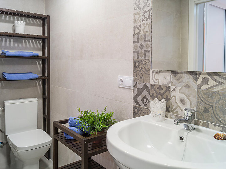 Luxury Apartment for the Perfect Holiday, Torremolinos Apartment 1005