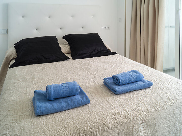 Luxury Apartment for the Perfect Holiday, Torremolinos Apartment 1005